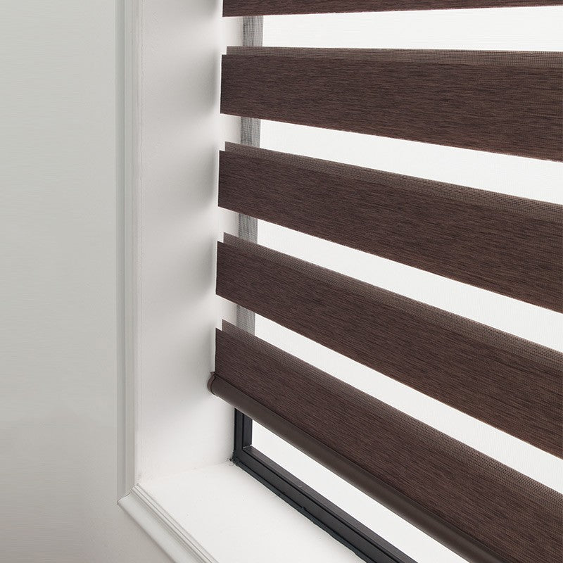 Modern Sheer Roll-Up Blinds– Soft Gauze Design