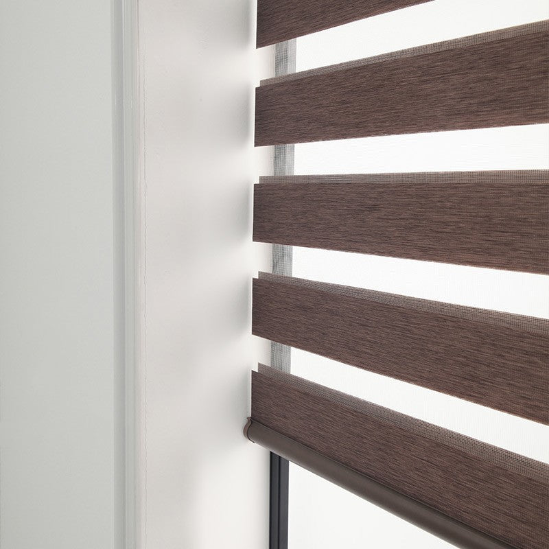 Modern Sheer Roll-Up Blinds– Soft Gauze Design