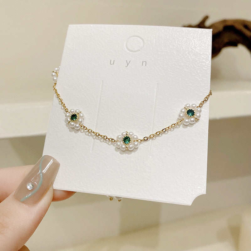 Pearl Flower Bracelet – Elegant All-Match Adjustable Chain for Women"