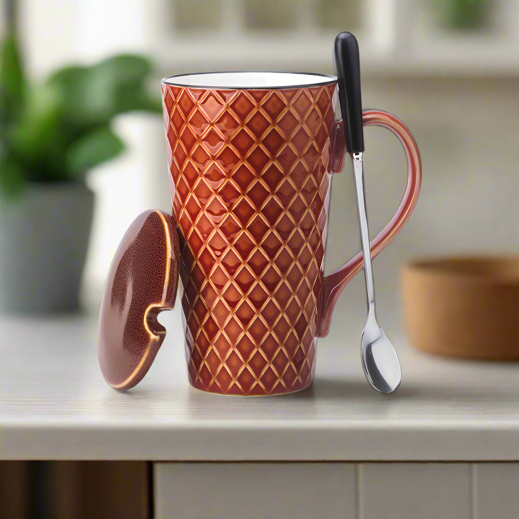 Sheila Merchandise vintage handcrafted ceramic tea mug with a textured diamond pattern lid and spoon