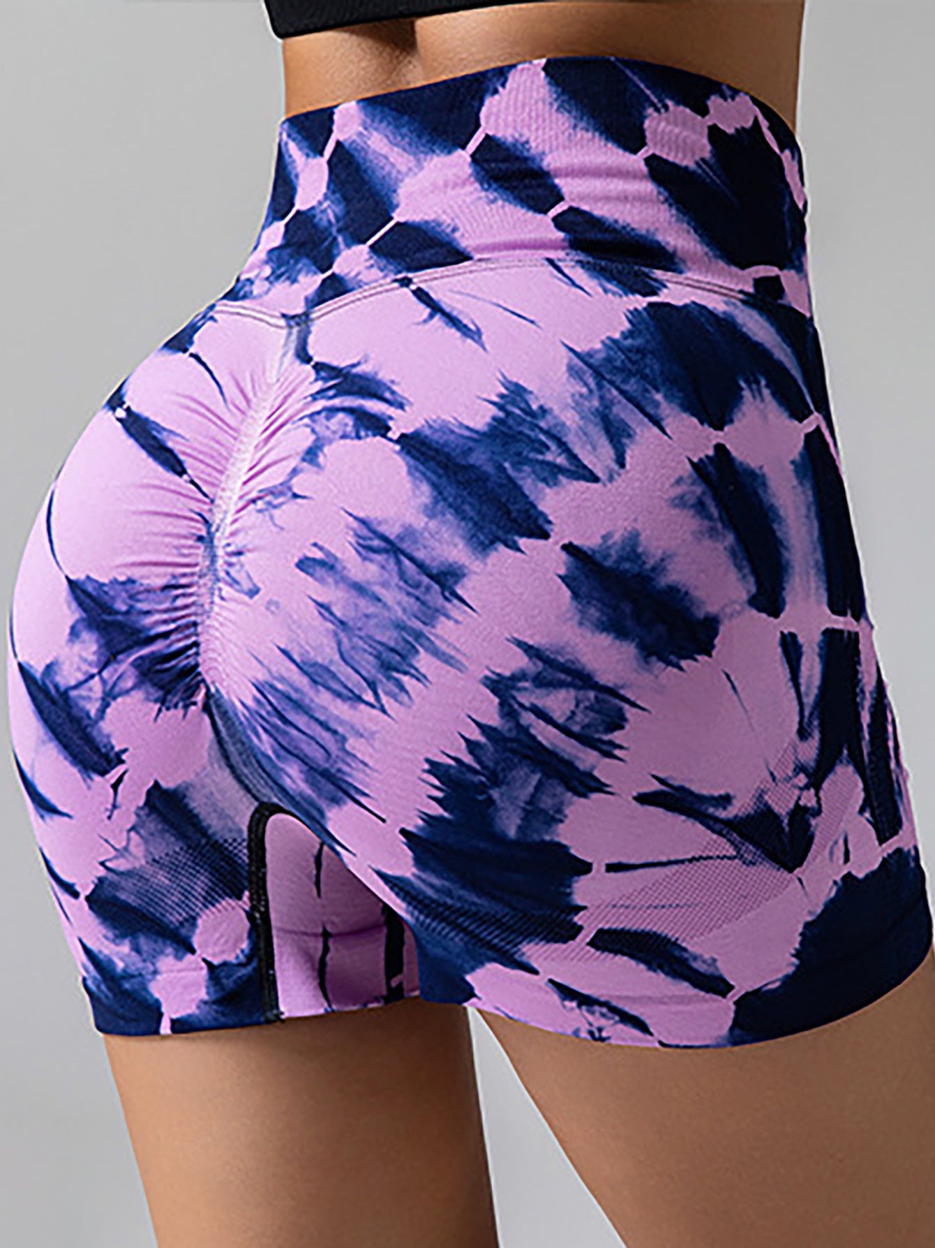 Sheila Merchandise tie dye V-back seamless high waisted yoga shorts in purple and black pattern