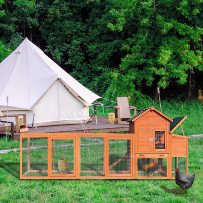 “Farmyard Essentials: Coops, Pens & Accessories”