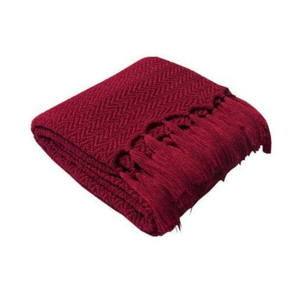 Warm & Cozy Knitted Throw Blanket – Soft Decorative Red Blanket