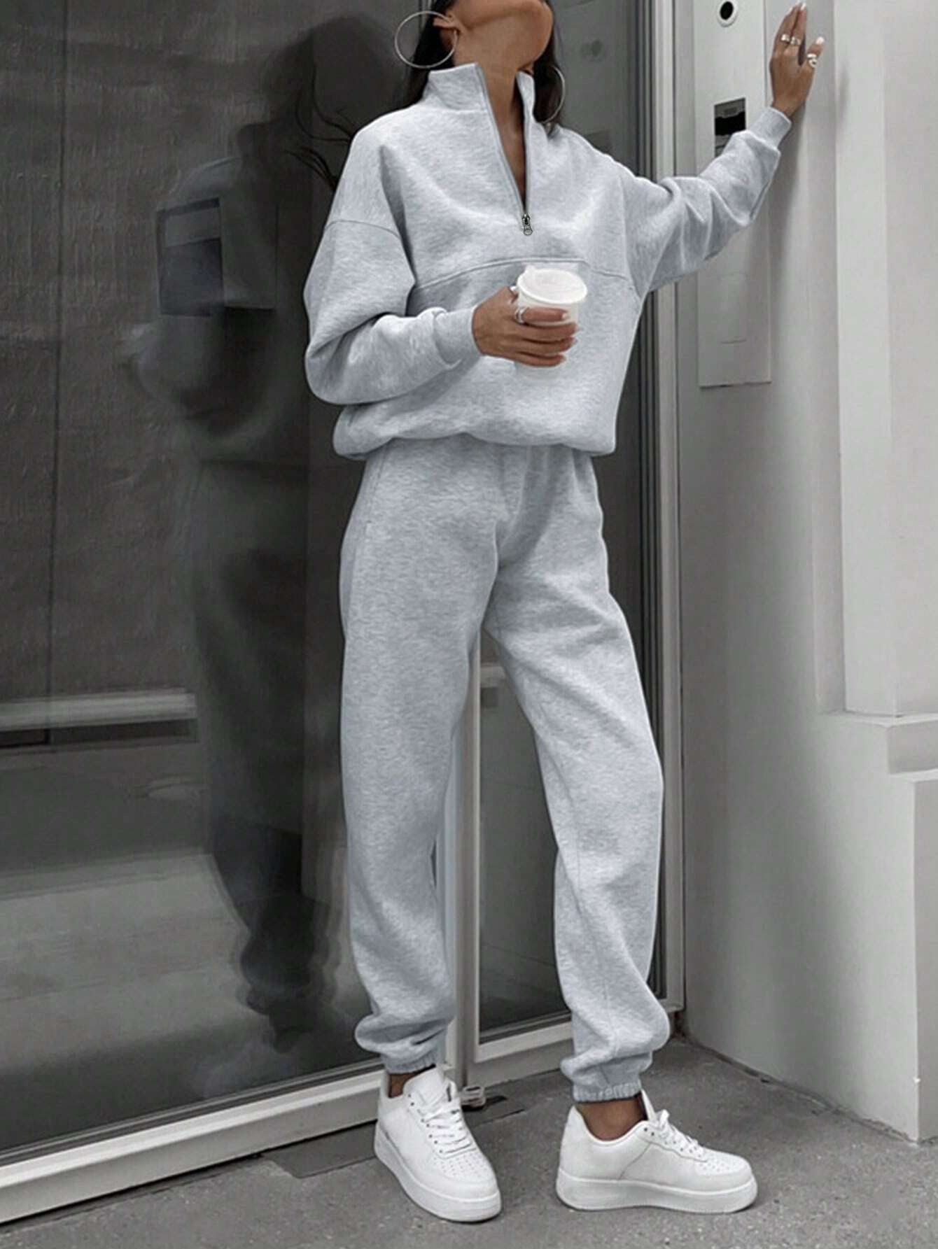 Long-sleeved Sports Sweatshirt Suit Fashion Stand-up Collar Zip-up Top And Elastic Band Trousers With Pocket  Fall Clothing For Women