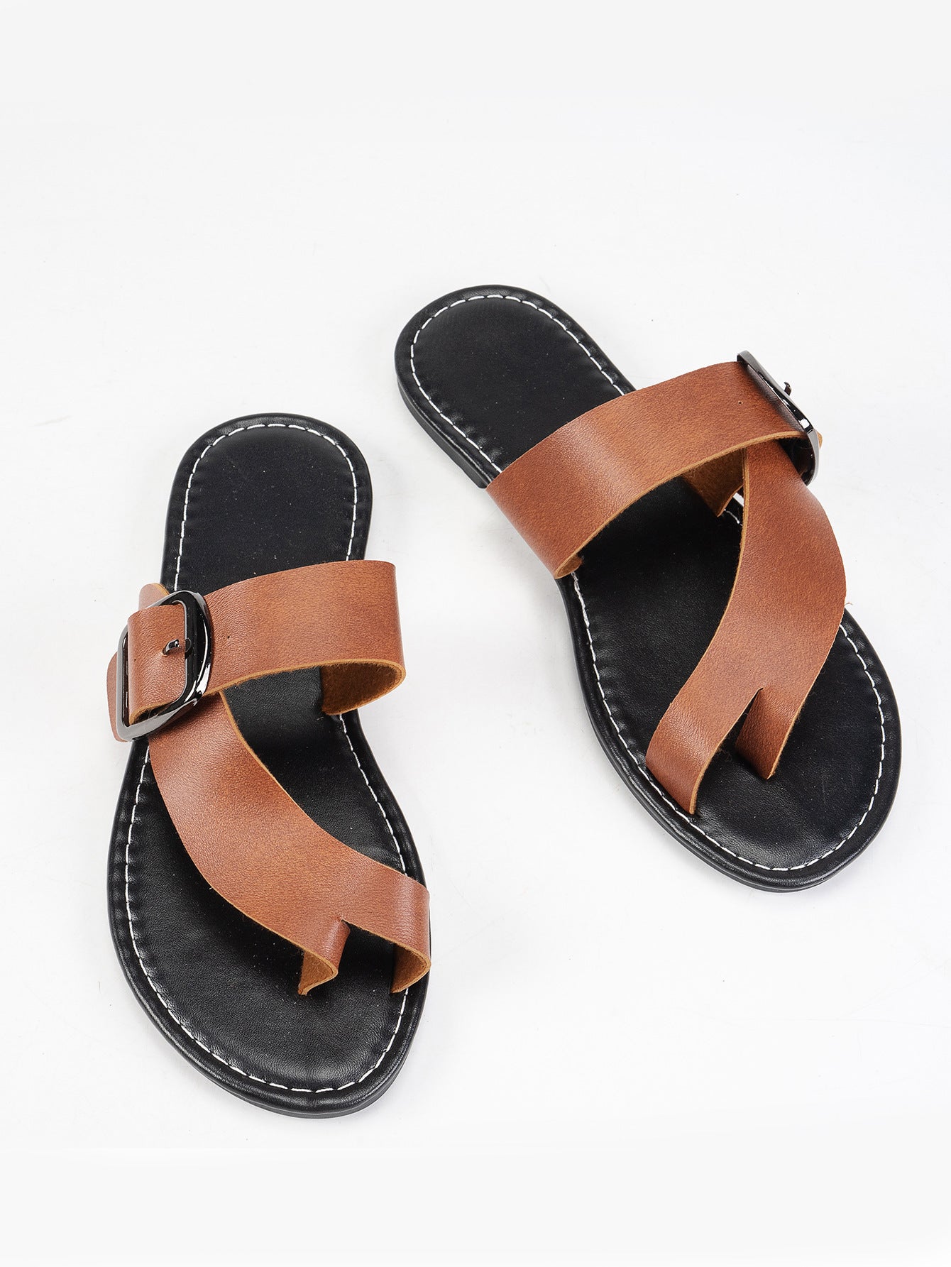 Sheila Merchandise summer beach flat sandals with brown buckle toe clip and black sole