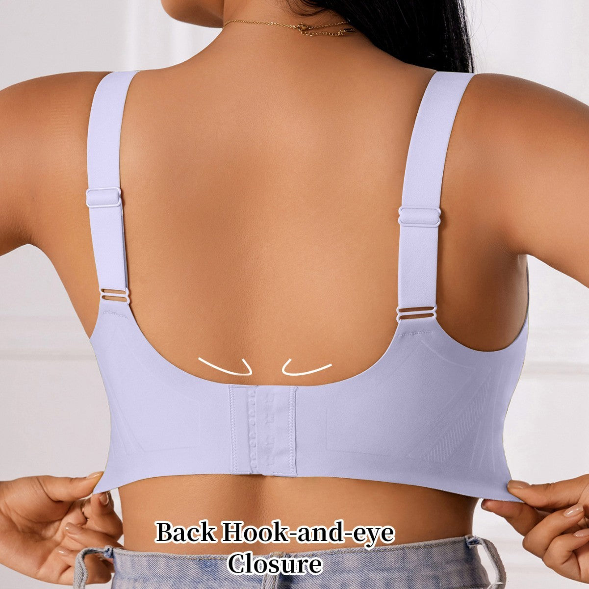 Sheila Merchandise women's seamless sports bra in light purple with back hook-and-eye closure